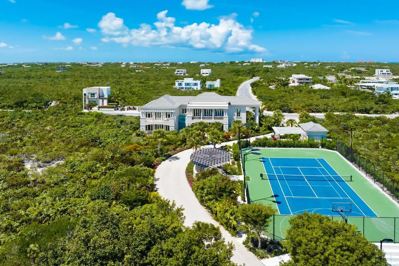 Villa Shambhala 3 Br Long Bay